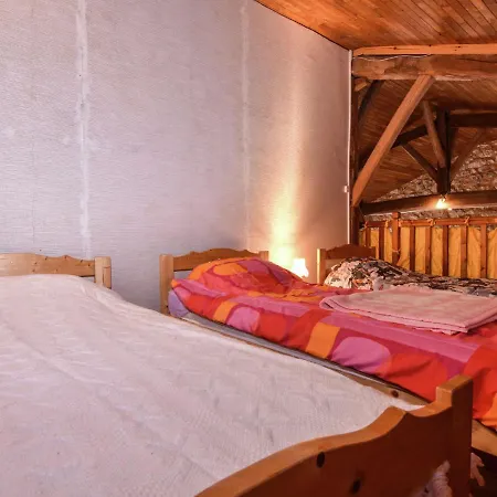 P Rigord House With Private Swimming Pool In The Middle Of Unspoiled Nature * Biron (Dordogne)